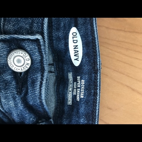 Old Navy Rockstar Jeans SZ 6 - Picture 3 of 5